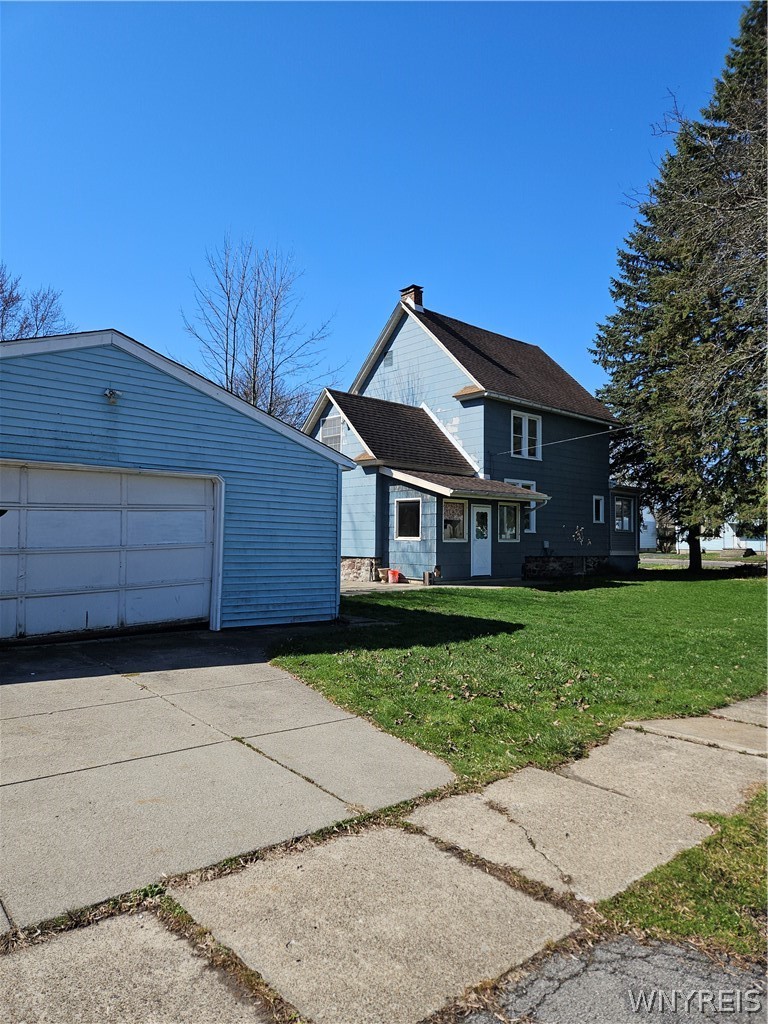 667 Nash Road North Tonawanda, NY 14120 - Photo 2 of 17