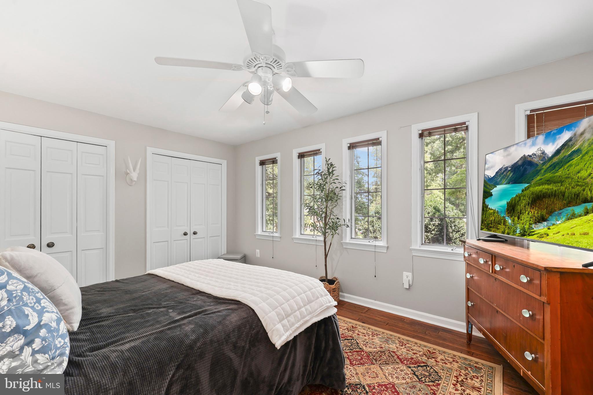 18604 Cabin Road Triangle, VA 22172 - Photo 21 of 70 Gallery Image 21