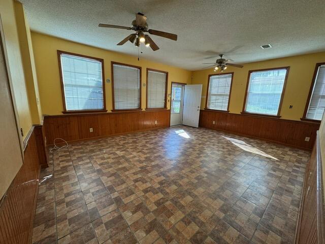 1739 Holly Hill Road Augusta, GA 30904 - Photo 12 of 46 Family Room/Den