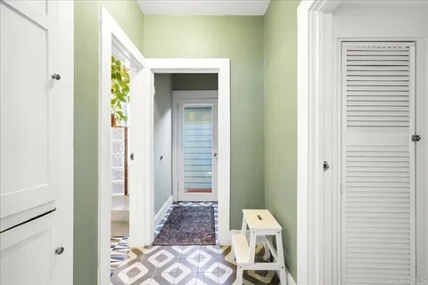 $1,100,000 | 110 West Lewis Street, San Diego, CA 92103