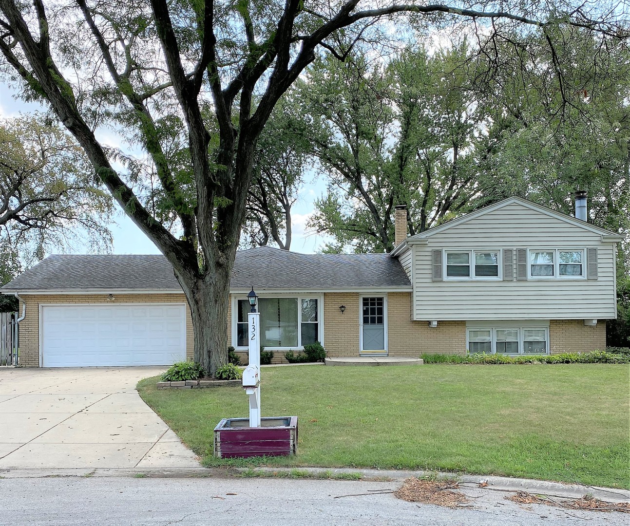 Undisclosed Address East Dundee, IL 60118 - Photo 1 of 19