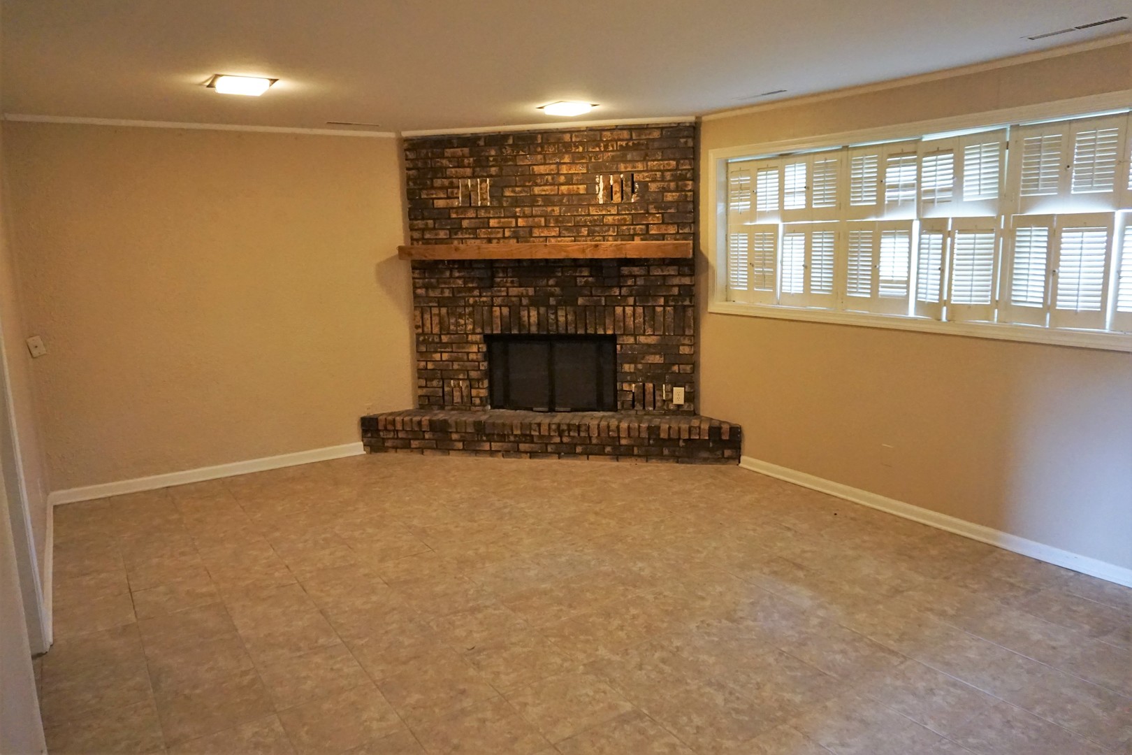 Undisclosed Address East Dundee, IL 60118 - Photo 11 of 19