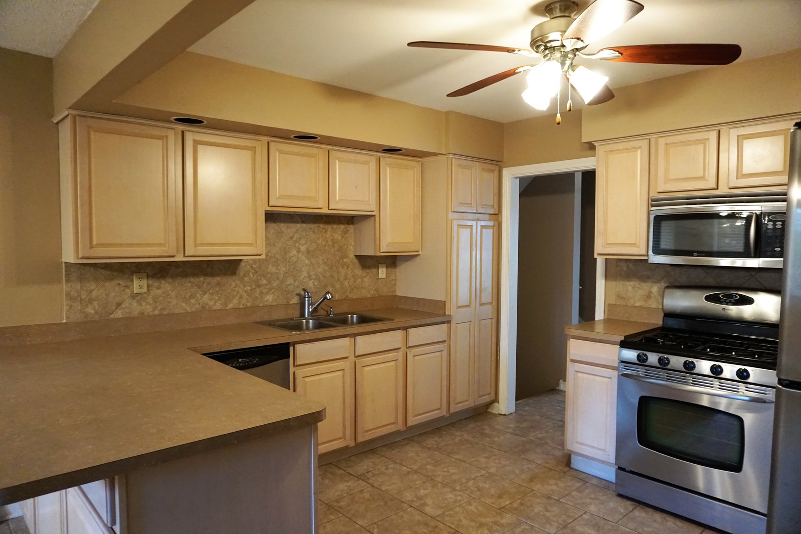 Undisclosed Address East Dundee, IL 60118 - Photo 7 of 19