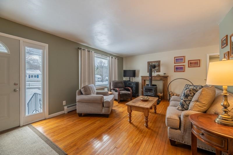 141 Hillvale Road Manchester, VT 05255 - Photo 2 of 24