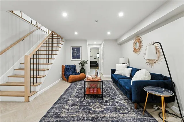 $1,099,000 | 366 7th Street, Unit 1, Jersey City, NJ 07302