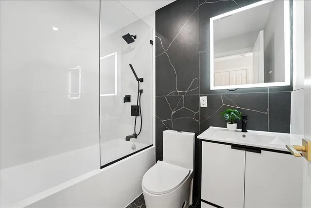 $1,099,000 | 366 7th Street, Unit 1, Jersey City, NJ 07302