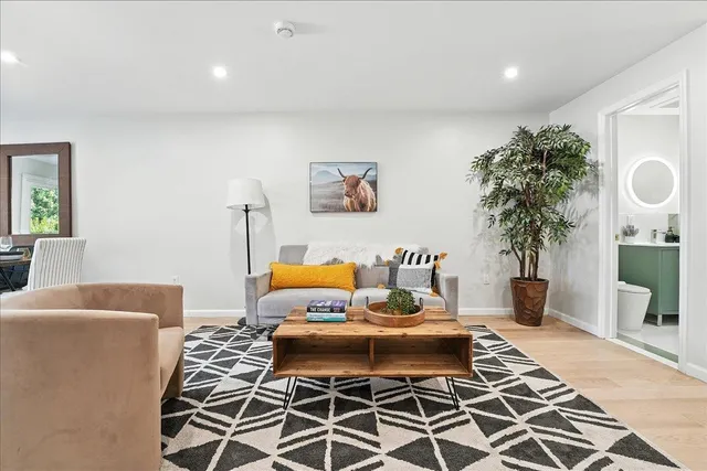 $1,099,000 | 366 7th Street, Unit 1, Jersey City, NJ 07302