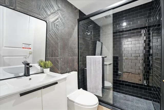 $1,099,000 | 366 7th Street, Unit 1, Jersey City, NJ 07302