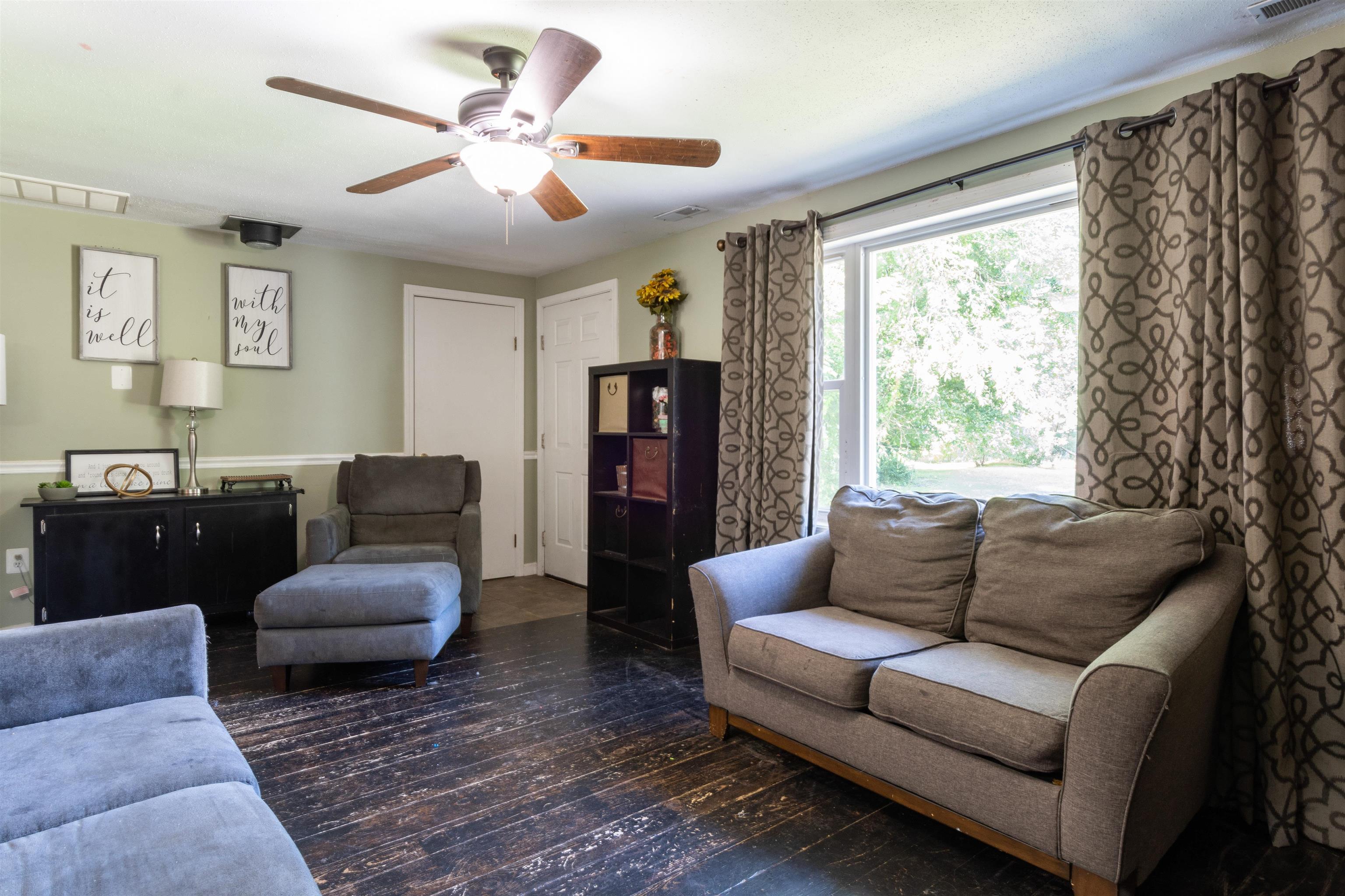 7 Reading Road Nashua, NH 03062 - Photo 12 of 23