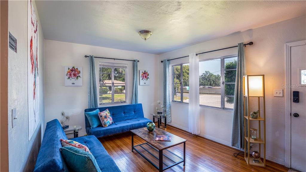 2014 Newman Street Orlando, FL 32803 - Photo 4 of 20