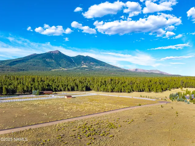 $500,000 | 6240 Nags Head Farm Lane, Flagstaff, AZ 86001