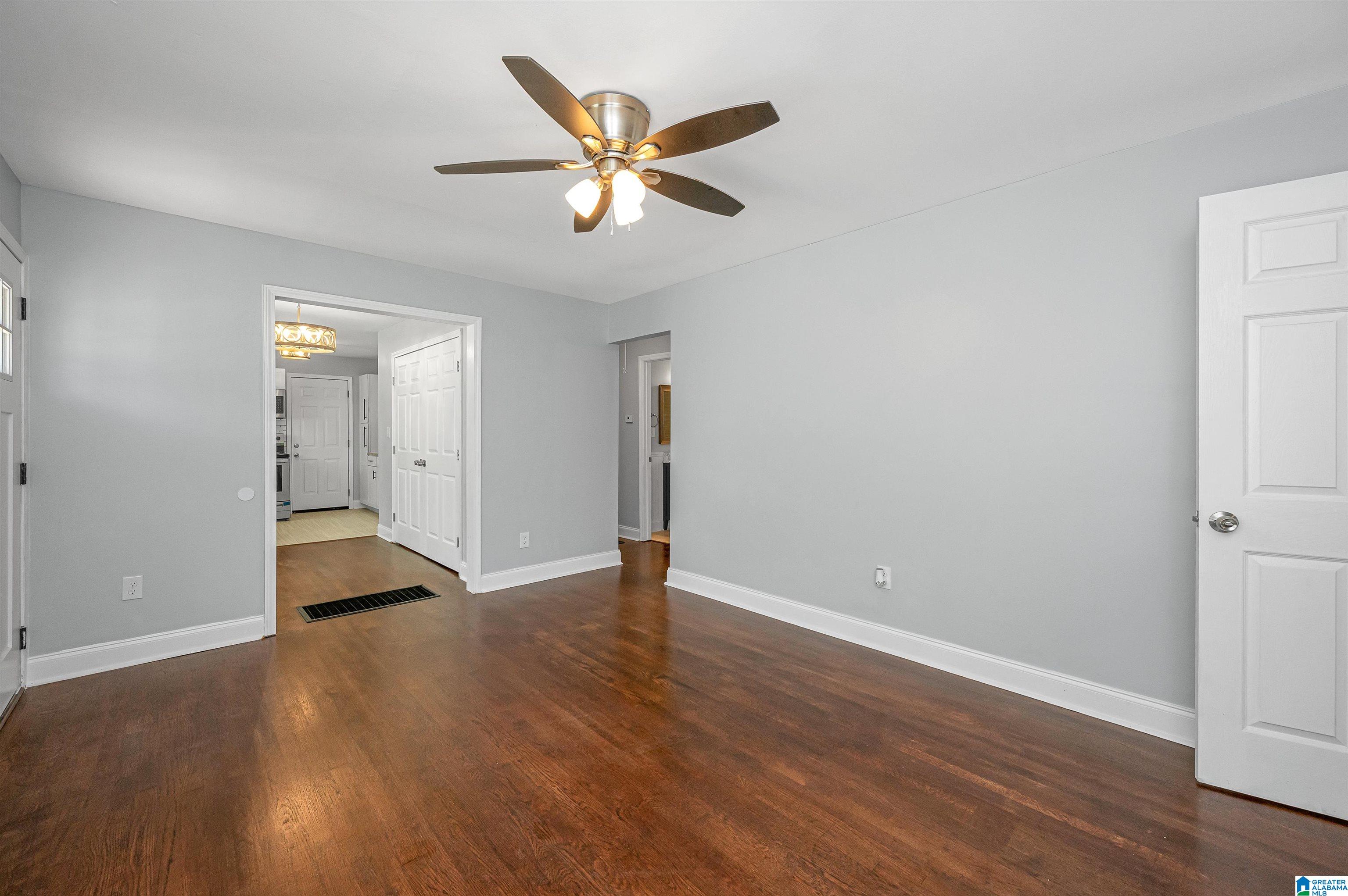 7914 Rugby Avenue Birmingham, AL 35206 - Photo 3 of 27