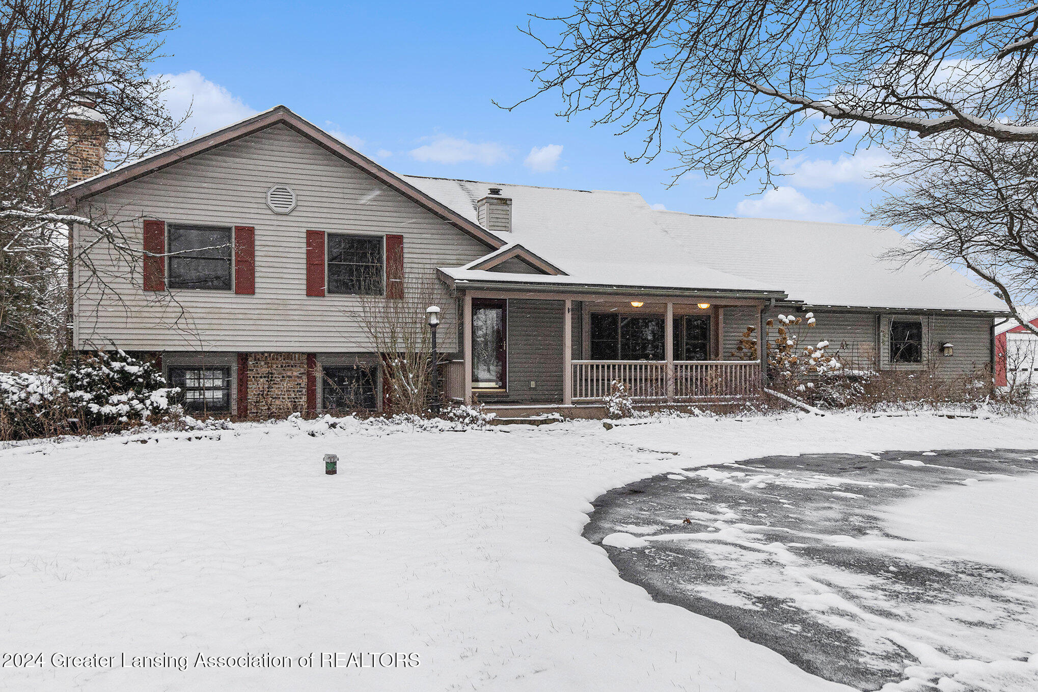 2563 Lamb Road Mason, MI 48854 - Photo 6 of 39 img_5234_922