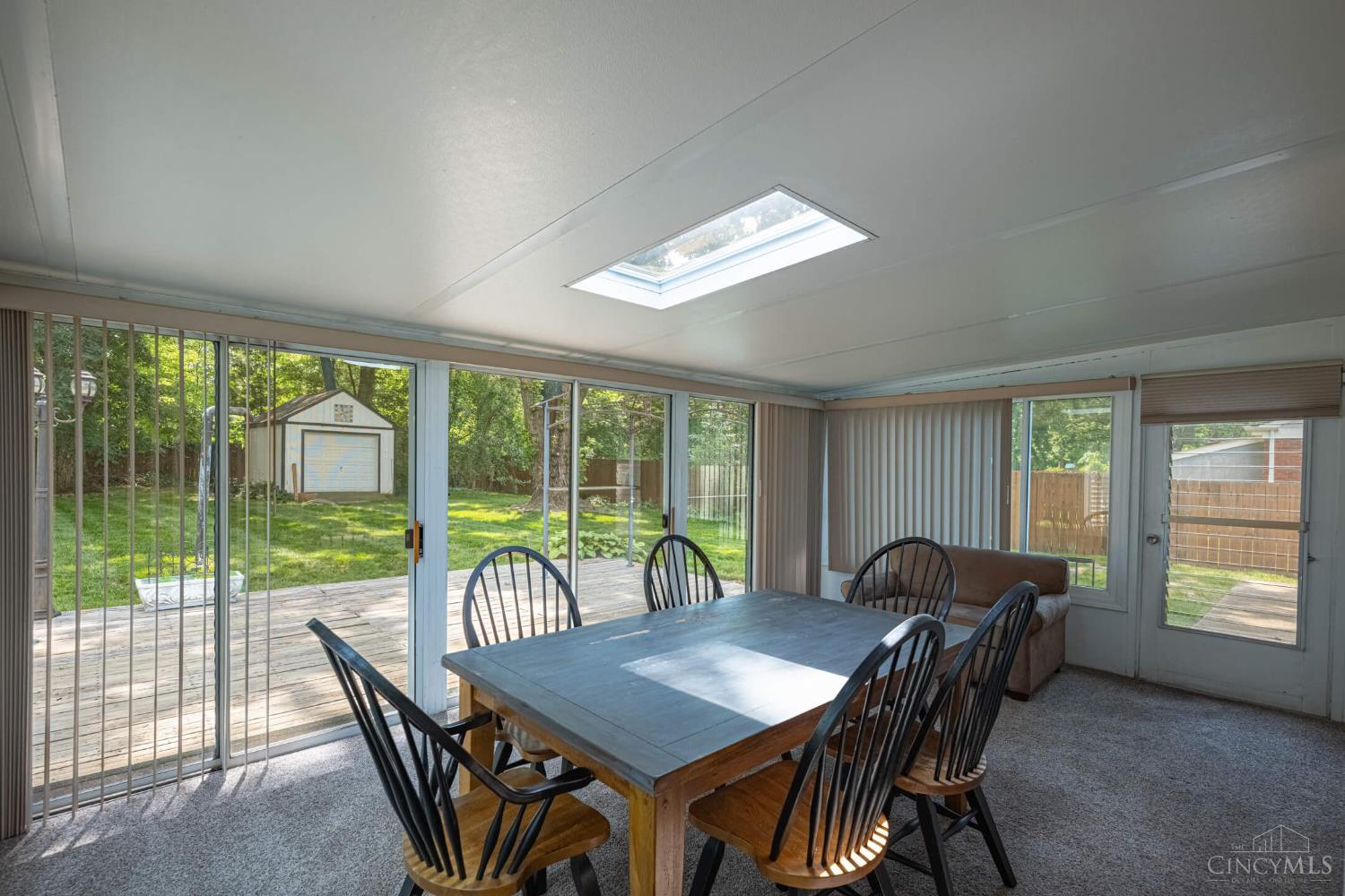 567 Lang Road Cincinnati, OH 45244 - Photo 15 of 35