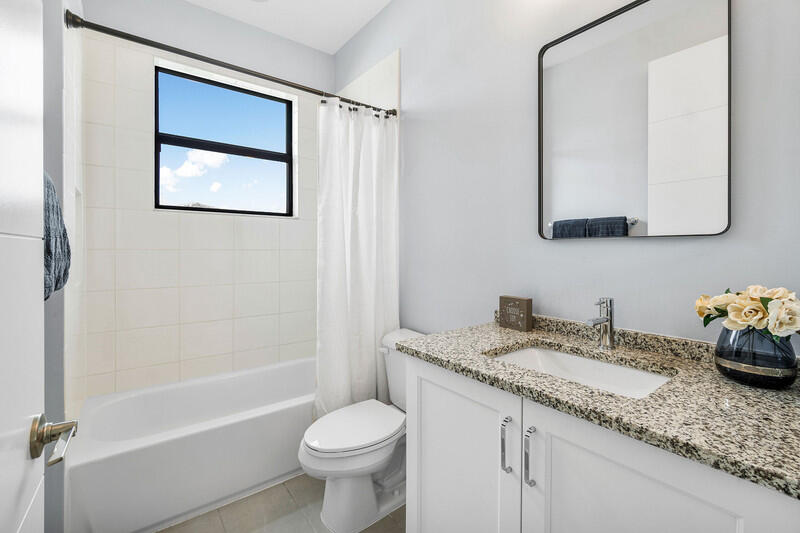 8808 Quiet Inlet Lane Boca Raton, FL 33496 - Photo 29 of 50 Guest Bathroom
