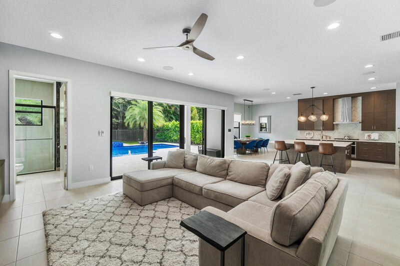 8808 Quiet Inlet Lane Boca Raton, FL 33496 - Photo 9 of 50 Family Room