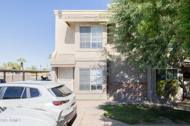 $1,695 | 1055 West 5th Street, Unit 18, Tempe, AZ 85281