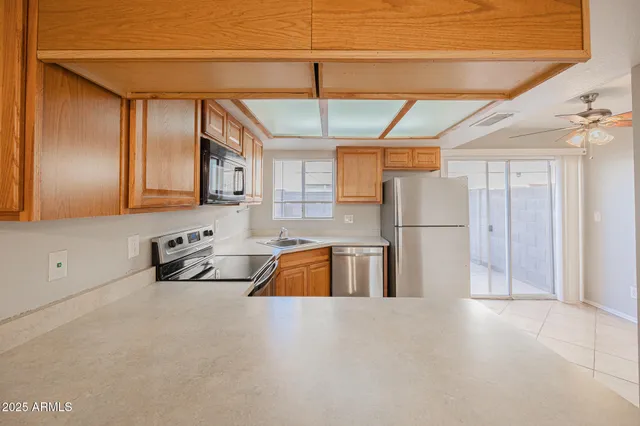 $1,695 | 1055 West 5th Street, Unit 18, Tempe, AZ 85281