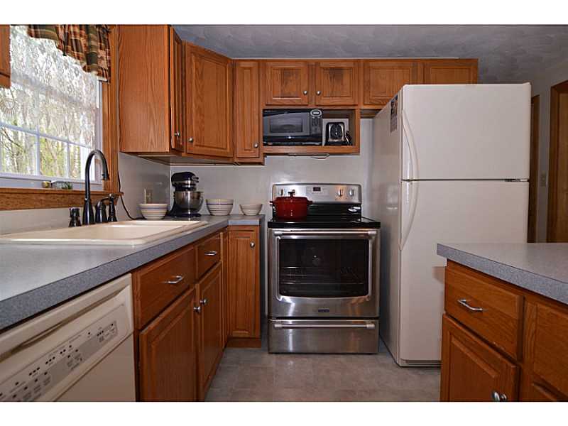 270 Joslin Road Burrillville, RI 02826 - Photo 10 of 25 Kitchen.