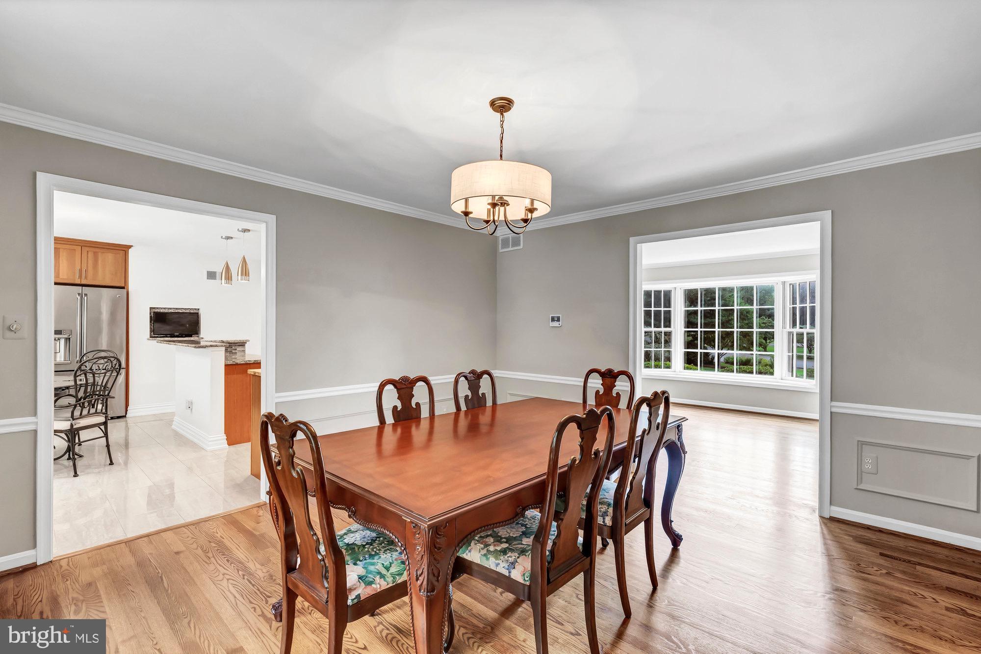 2118 Galloping Way Vienna, VA 22181 - Photo 15 of 102