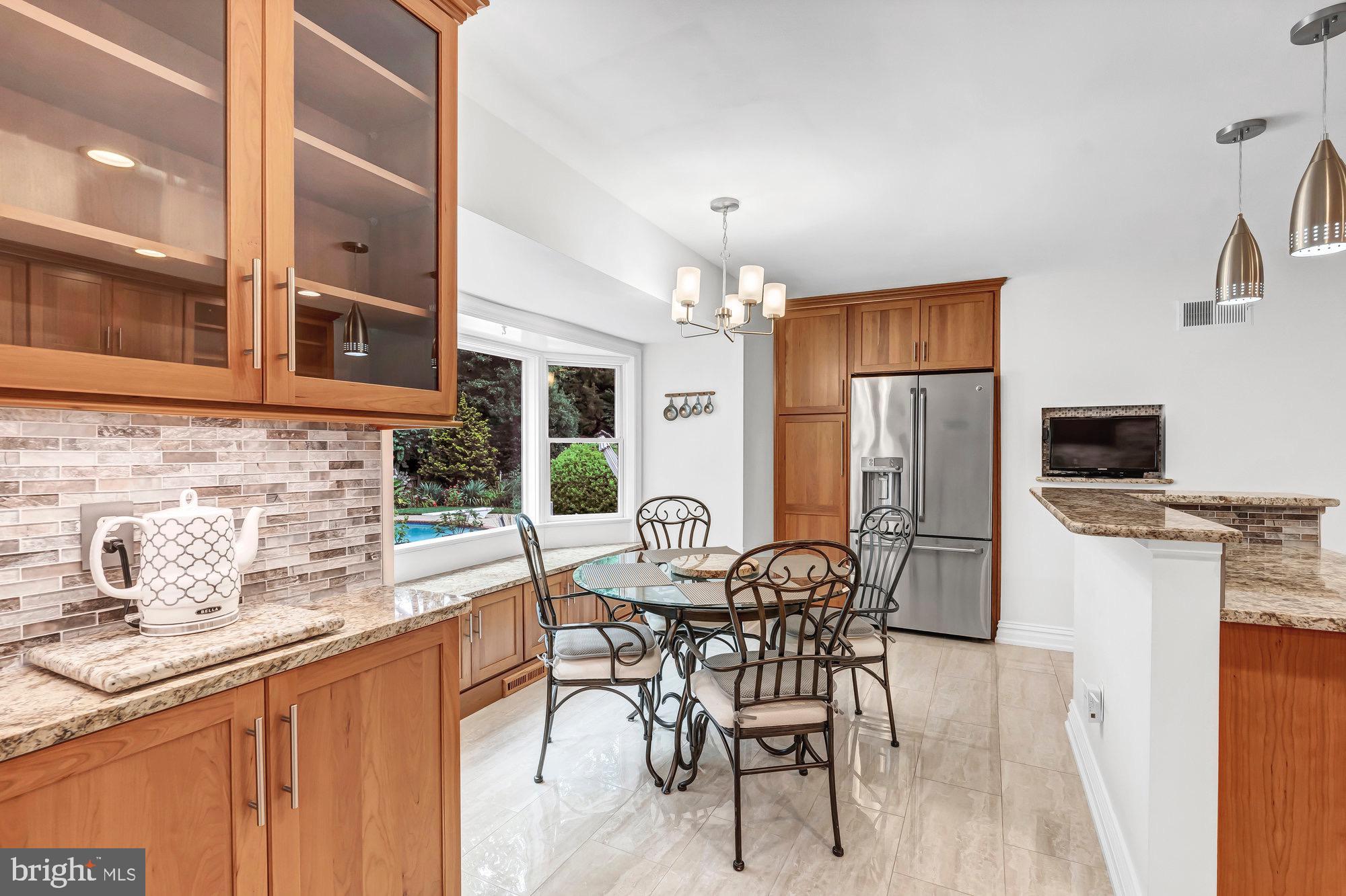 2118 Galloping Way Vienna, VA 22181 - Photo 19 of 102