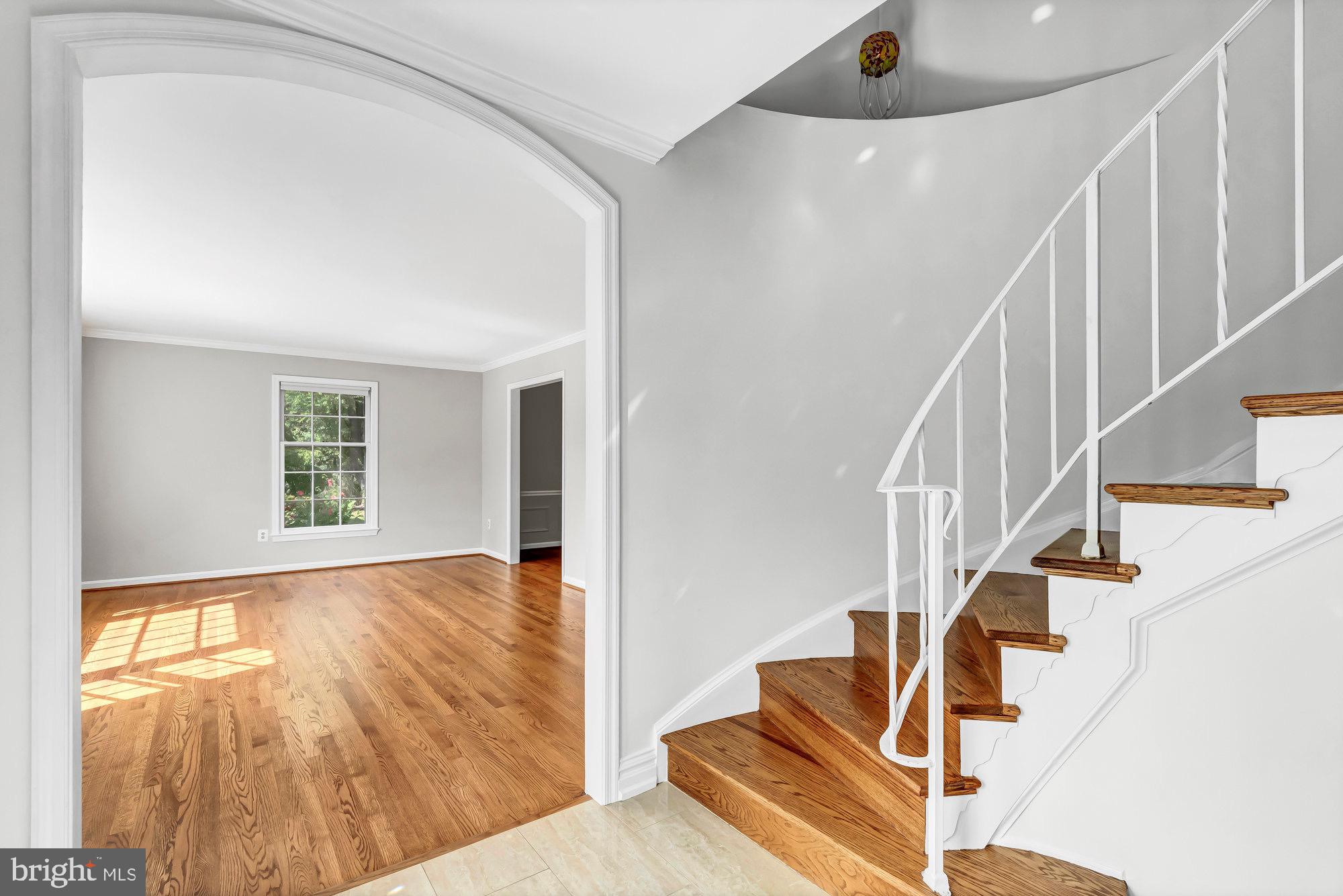 2118 Galloping Way Vienna, VA 22181 - Photo 39 of 102