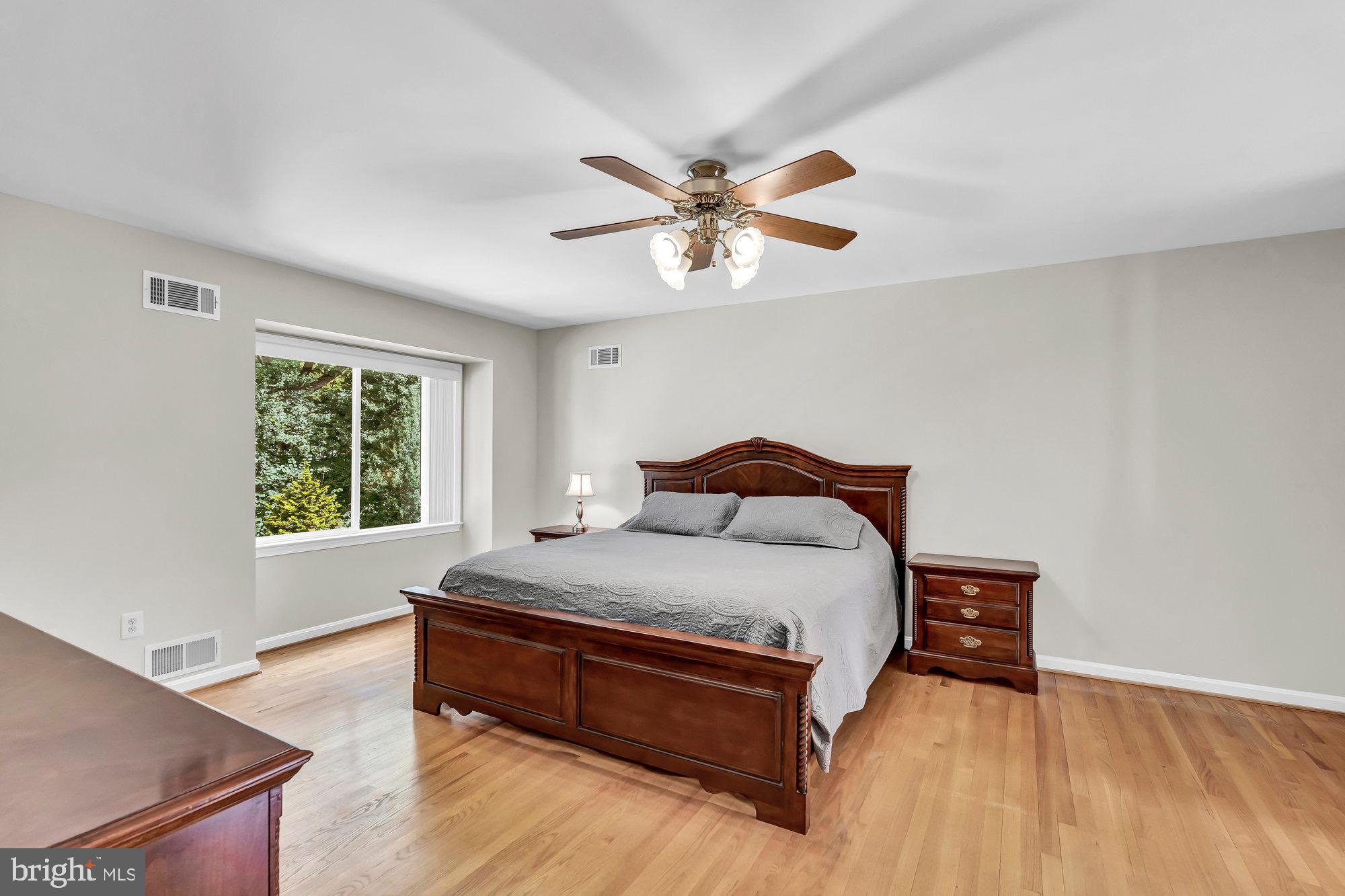 2118 Galloping Way Vienna, VA 22181 - Photo 40 of 102