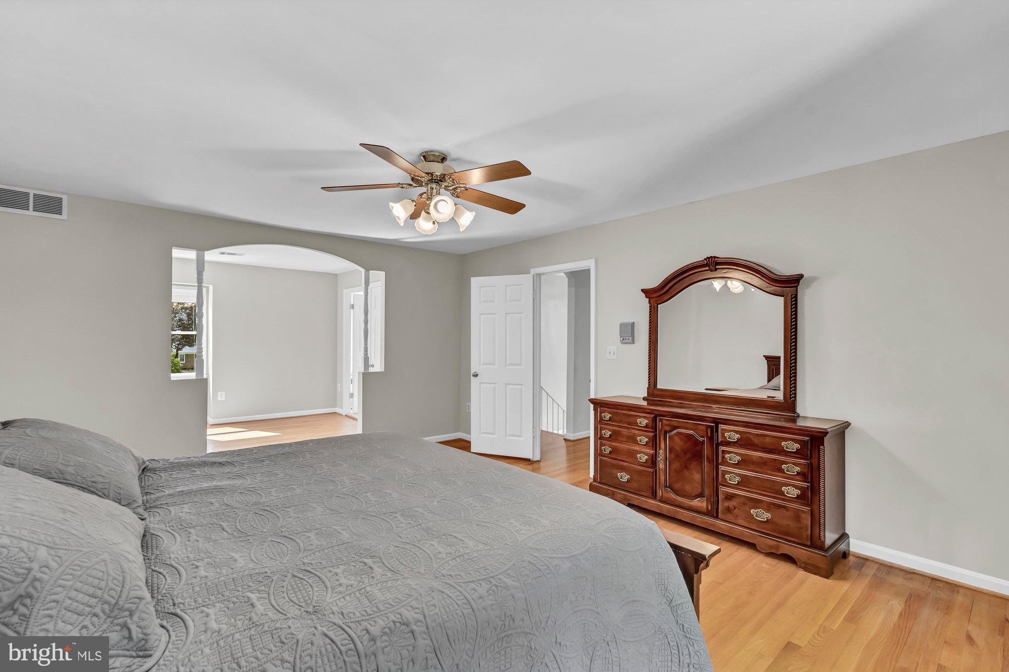 2118 Galloping Way Vienna, VA 22181 - Photo 43 of 102