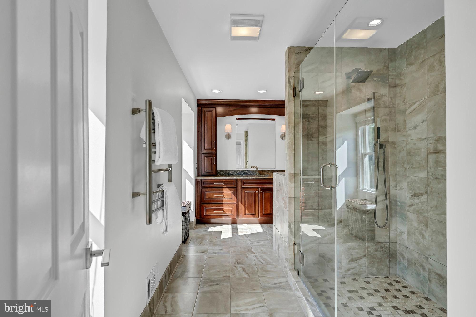 2118 Galloping Way Vienna, VA 22181 - Photo 47 of 102