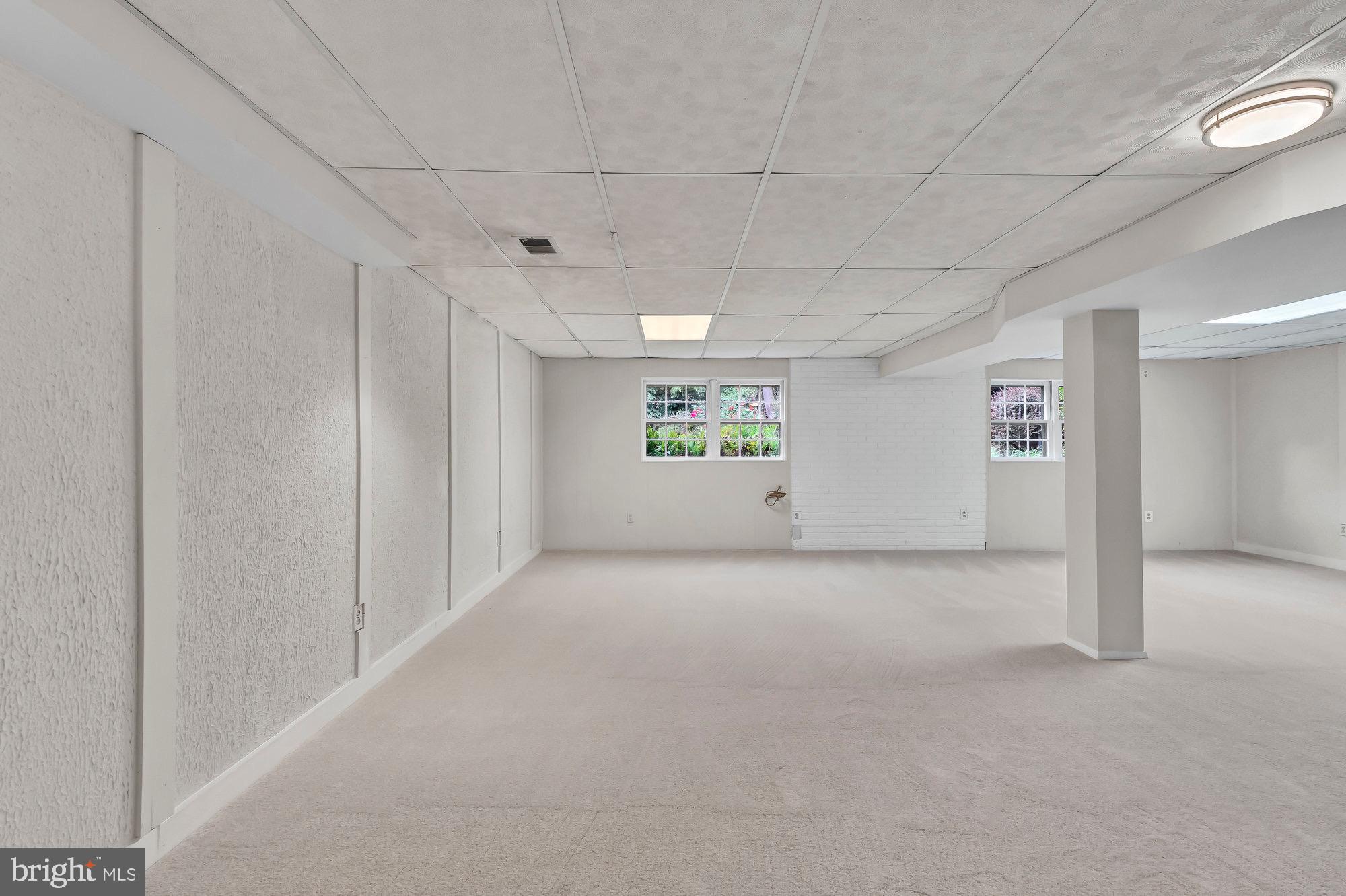 2118 Galloping Way Vienna, VA 22181 - Photo 66 of 102