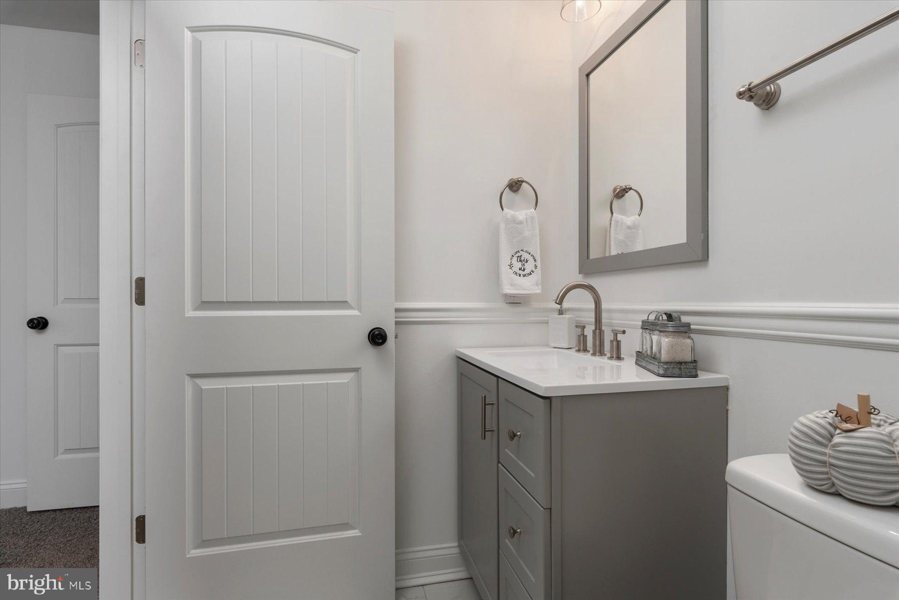 219 Magothy Beach Road Pasadena, MD 21122 - Photo 16 of 31