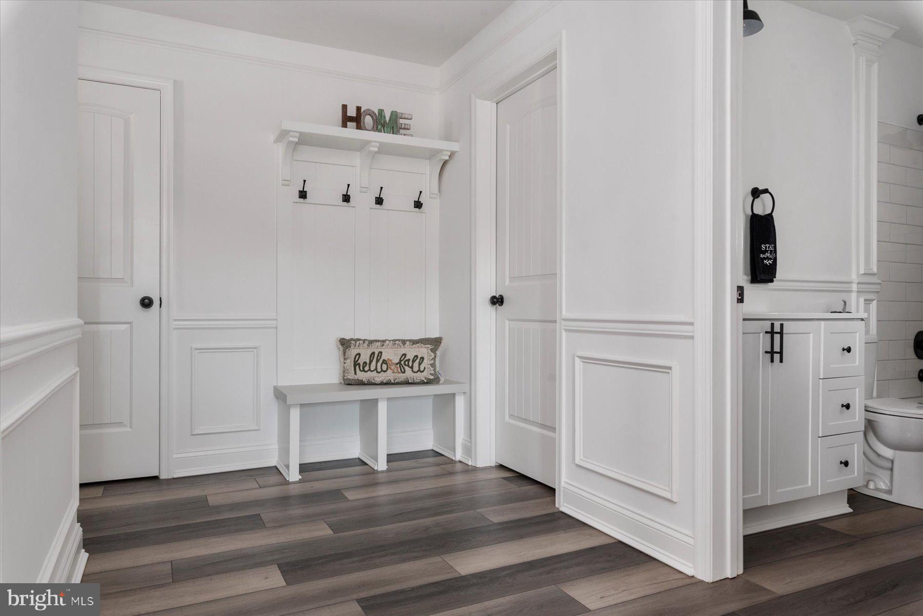 219 Magothy Beach Road Pasadena, MD 21122 - Photo 6 of 31