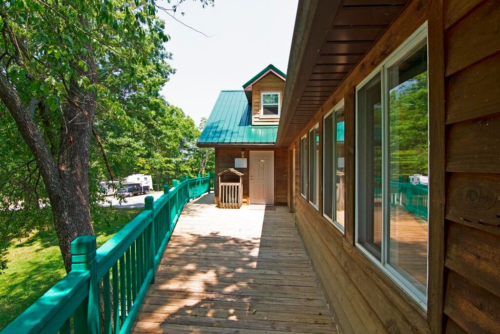 211 Oscar White Road Lansing, WV 25862 - Photo 33 of 101 Gallery Image 33