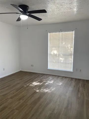 $1,500 | 19422 Lazy Valley Drive, Katy, TX 77449