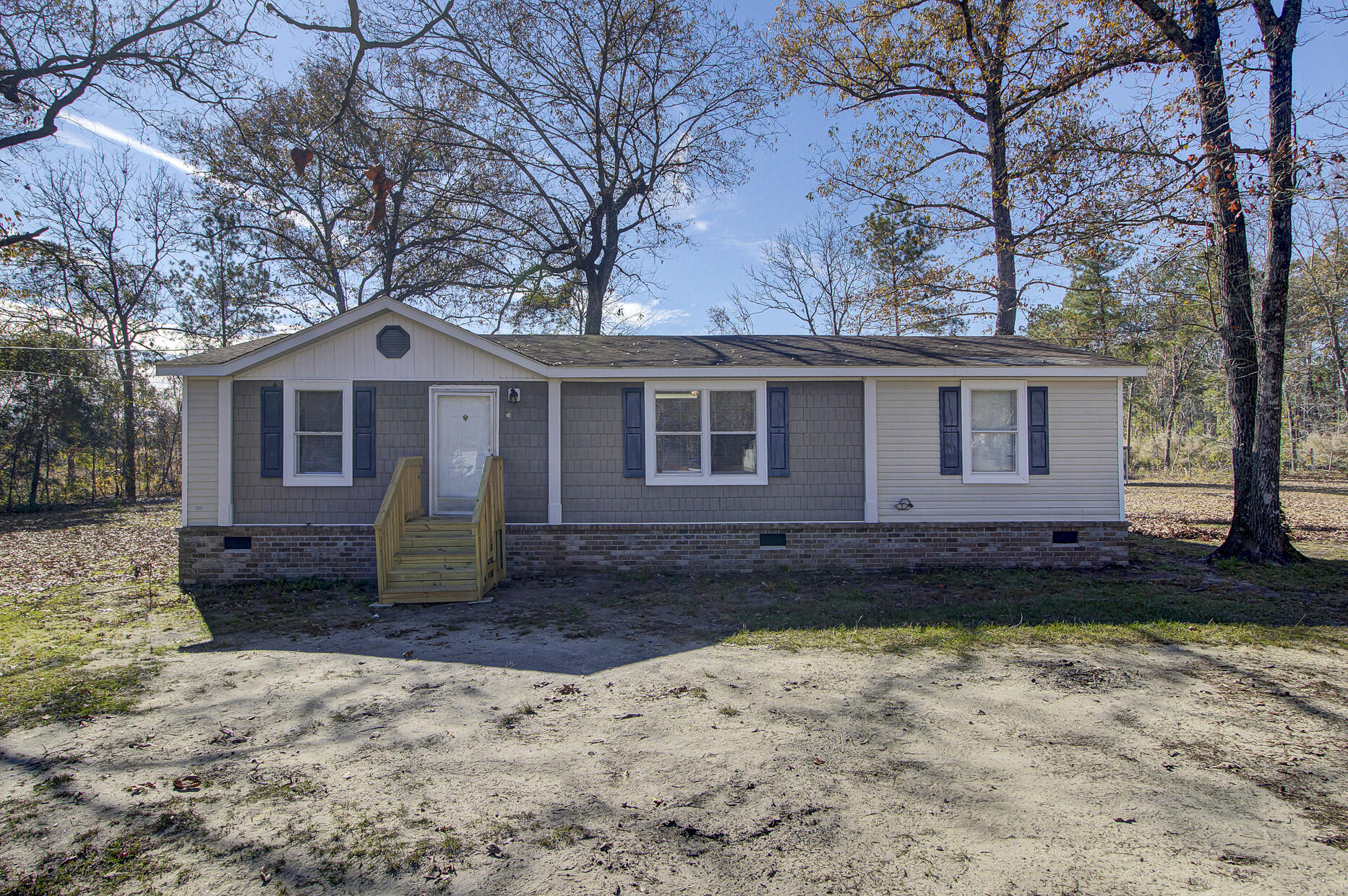 90 Oleander Road Walterboro, SC 29488 - Photo 1 of 34 (5)