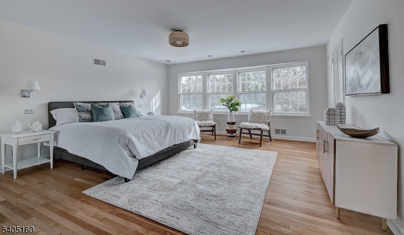 684 Longview Road South Orange, NJ 07079 - Photo 19 of 41