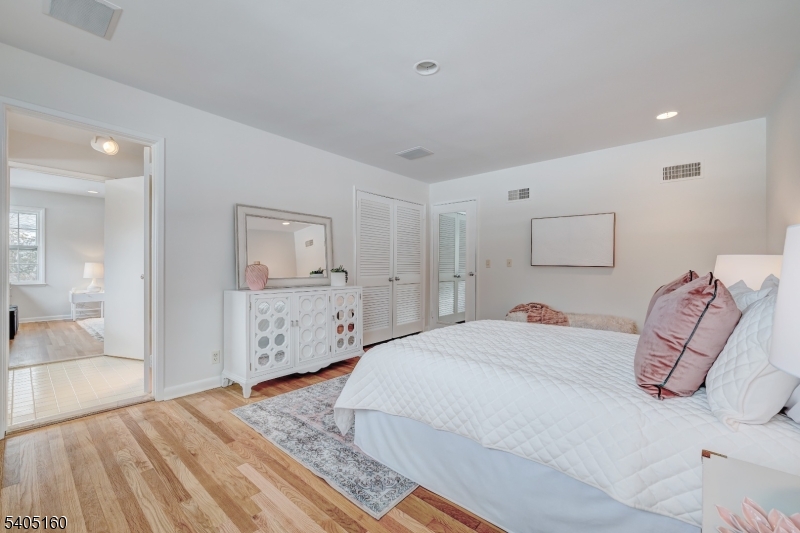 684 Longview Road South Orange, NJ 07079 - Photo 22 of 41