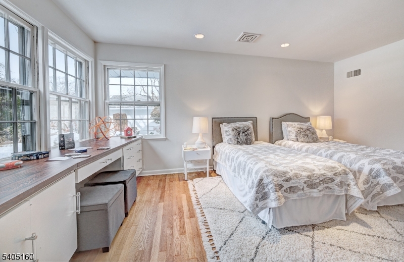 684 Longview Road South Orange, NJ 07079 - Photo 27 of 41