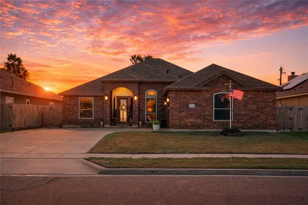 $535,000 | 5401 Graford Place, Corpus Christi, TX 78413
