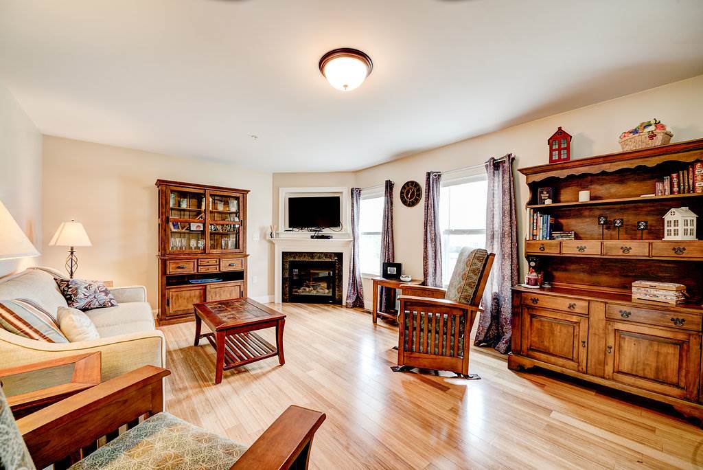 215 Villager Road, Unit 48 Chester, NH 03036 - Photo 3 of 39