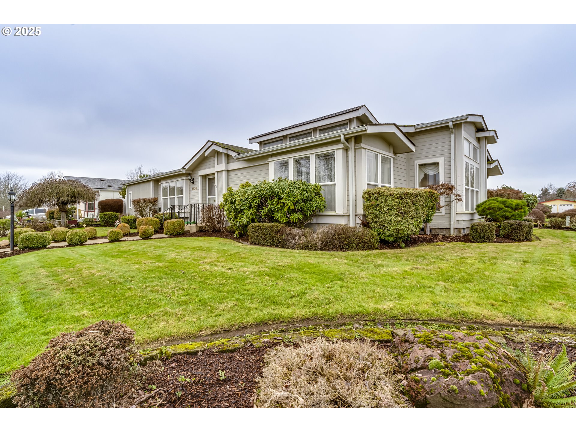 1830 Summerfield Avenue Eugene, OR 97402 - Photo 1 of 39