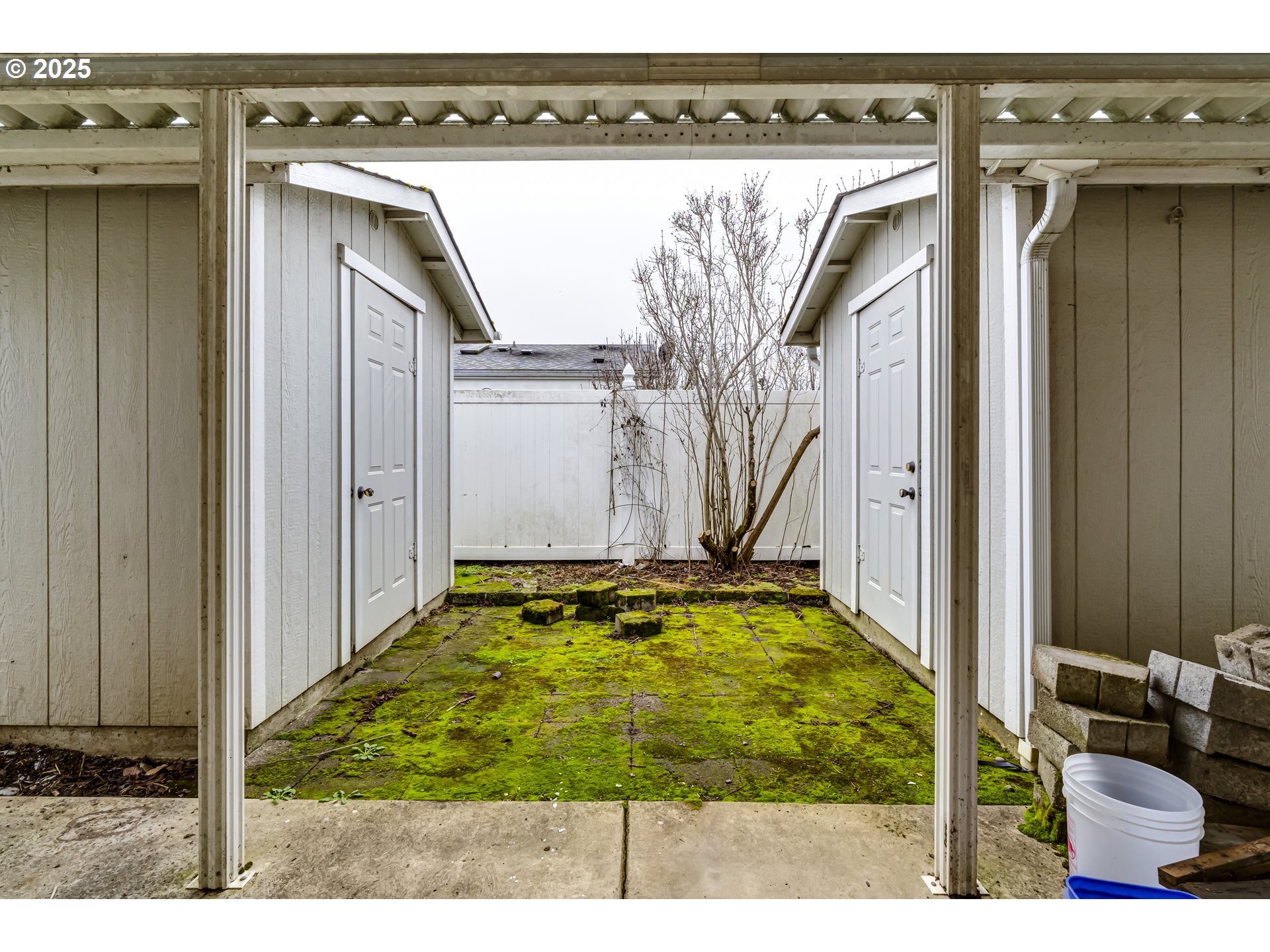 1830 Summerfield Avenue Eugene, OR 97402 - Photo 37 of 39 Storage