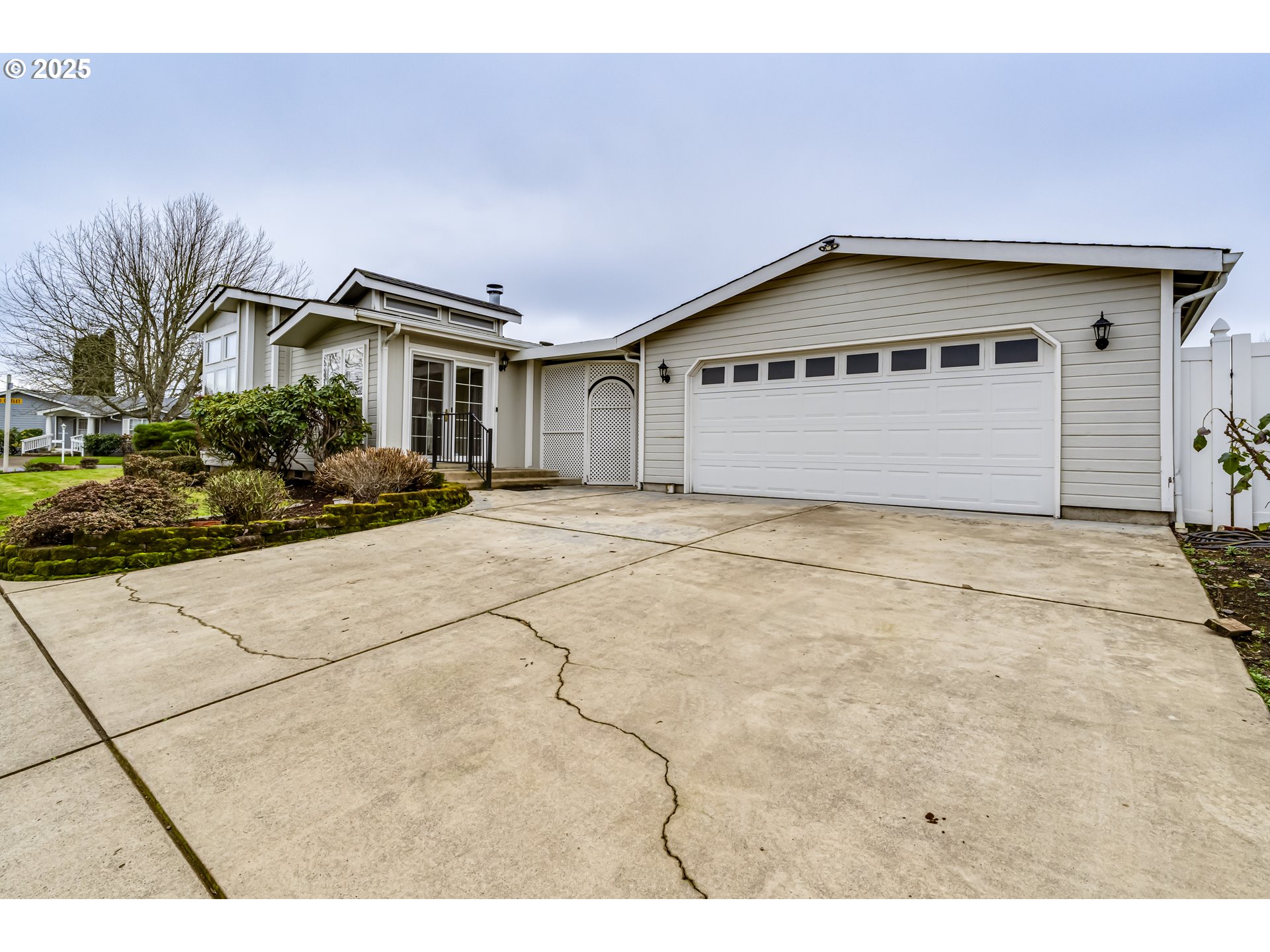 1830 Summerfield Avenue Eugene, OR 97402 - Photo 38 of 39