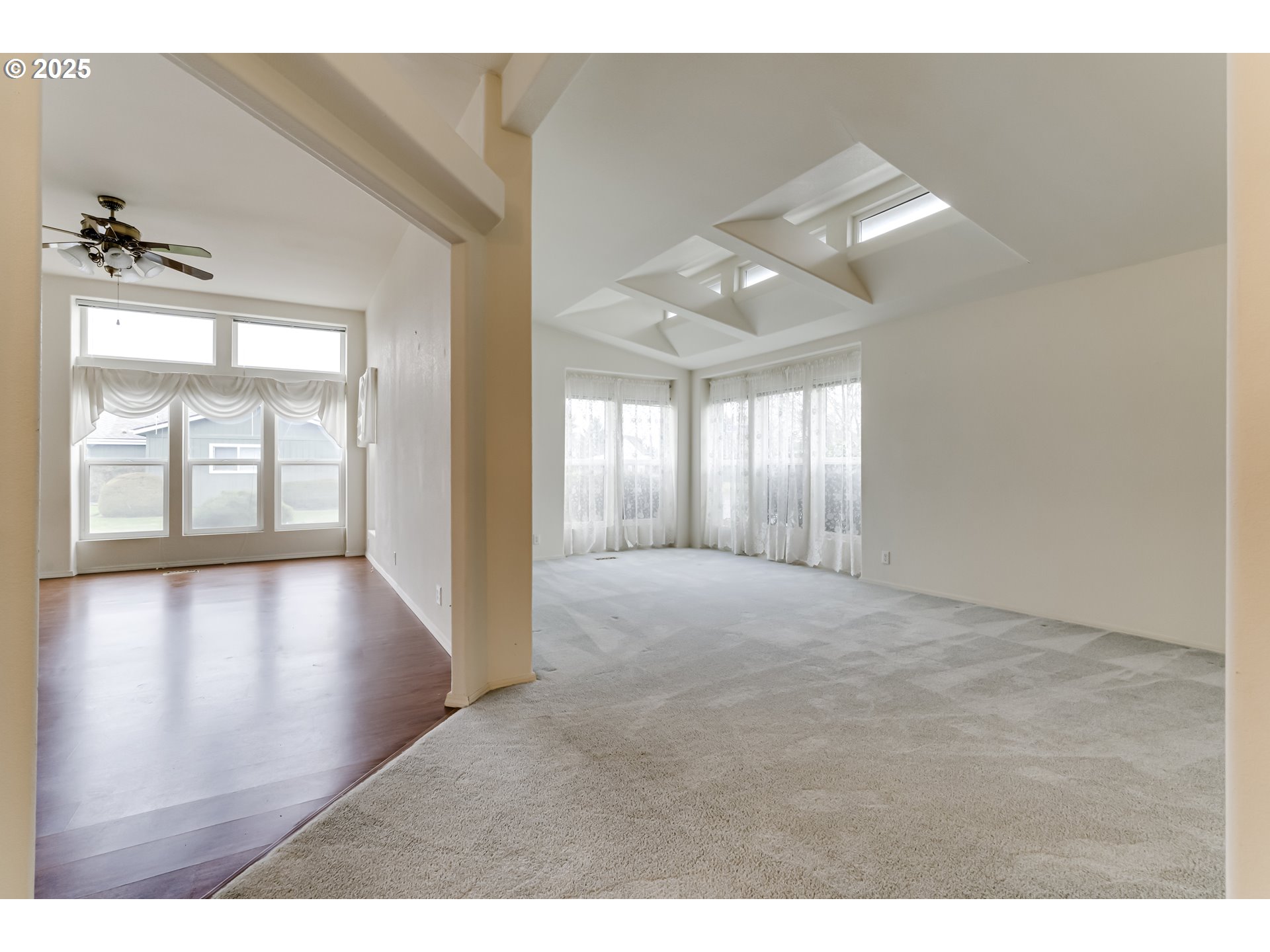 1830 Summerfield Avenue Eugene, OR 97402 - Photo 4 of 39 Living Room