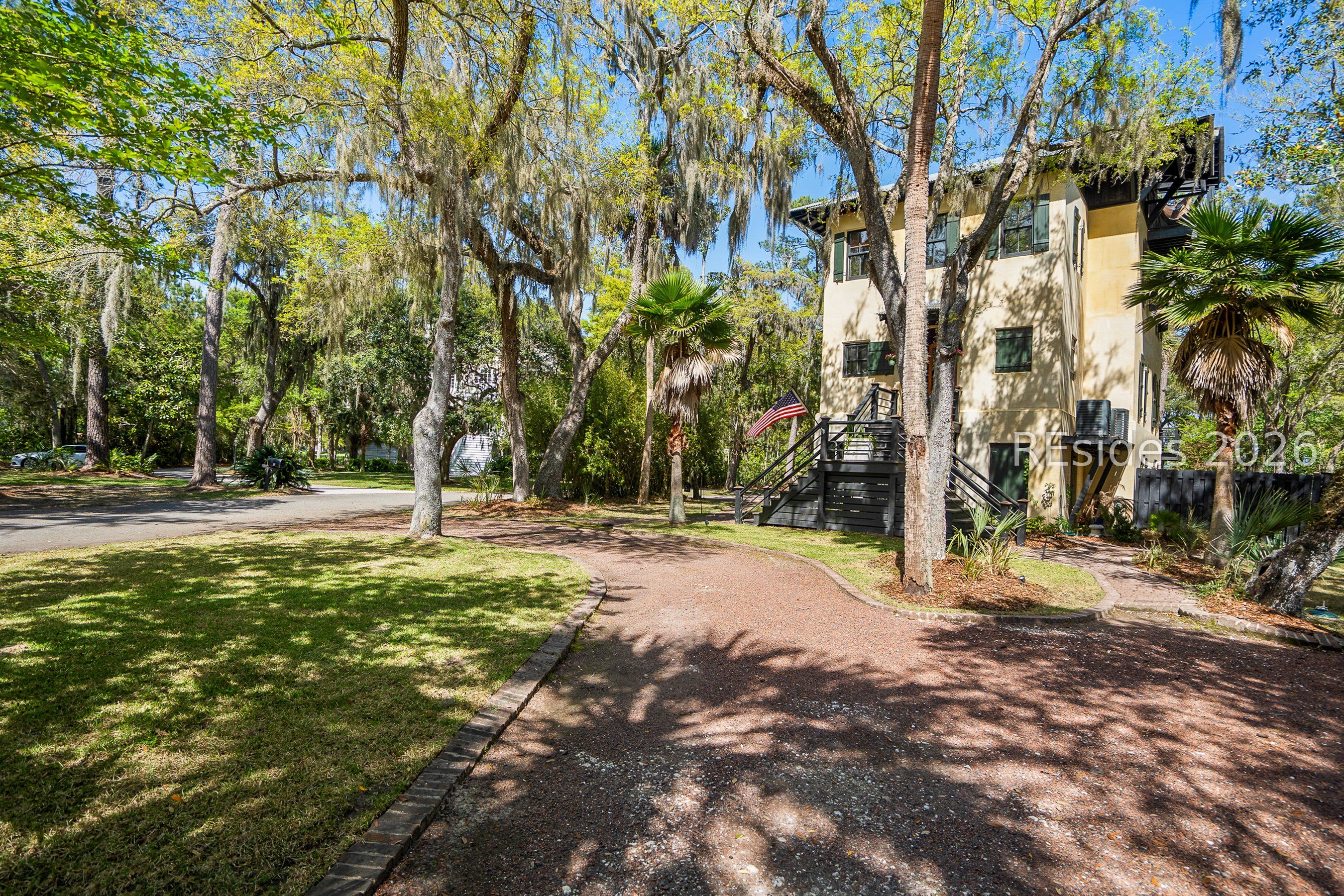 4 North Point Trail Beaufort, SC 29907 - Photo 2 of 76