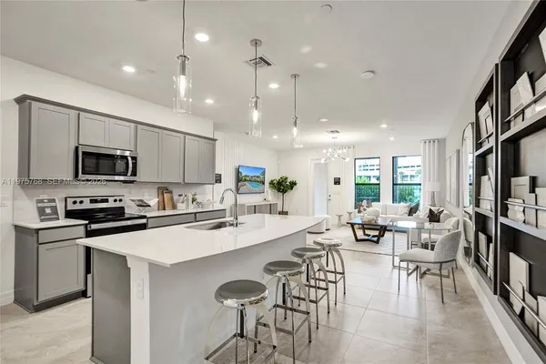 $4,350 | 8339 Northwest 7th Place, Plantation, FL 33324