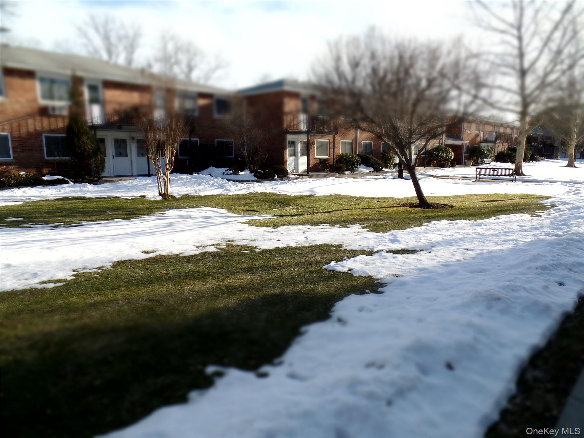 1233 Melville Road, Unit 24 Farmingdale, NY 11735 - Photo 16 of 40