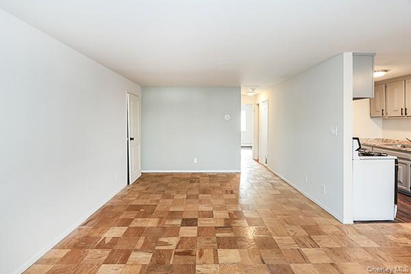 1233 Melville Road, Unit 24 Farmingdale, NY 11735 - Photo 22 of 40