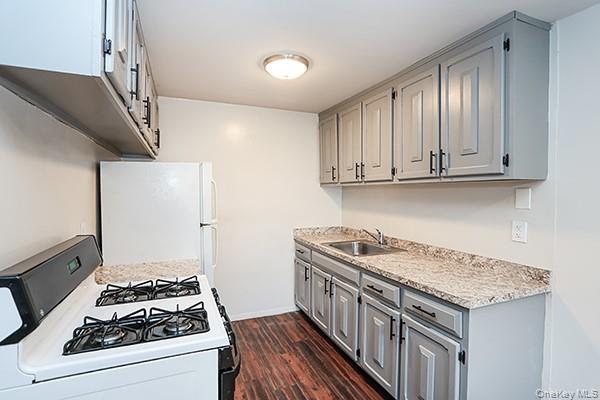 1233 Melville Road, Unit 24 Farmingdale, NY 11735 - Photo 32 of 40