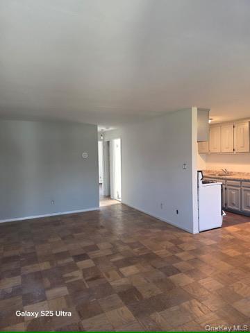 1233 Melville Road, Unit 24 Farmingdale, NY 11735 - Photo 5 of 40